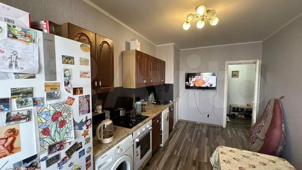 3-к. квартира, 70 м, 4/9 эт. - Фото 1