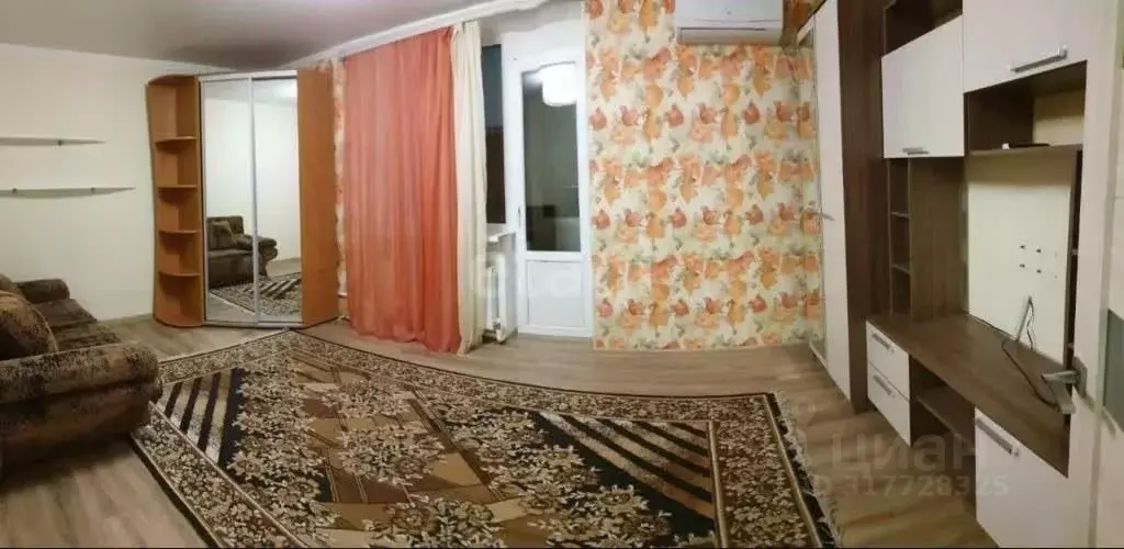 1-к кв. Крым, Красногвардейское пгт ул. 50 лет Октября (35.0 м) - Фото 1