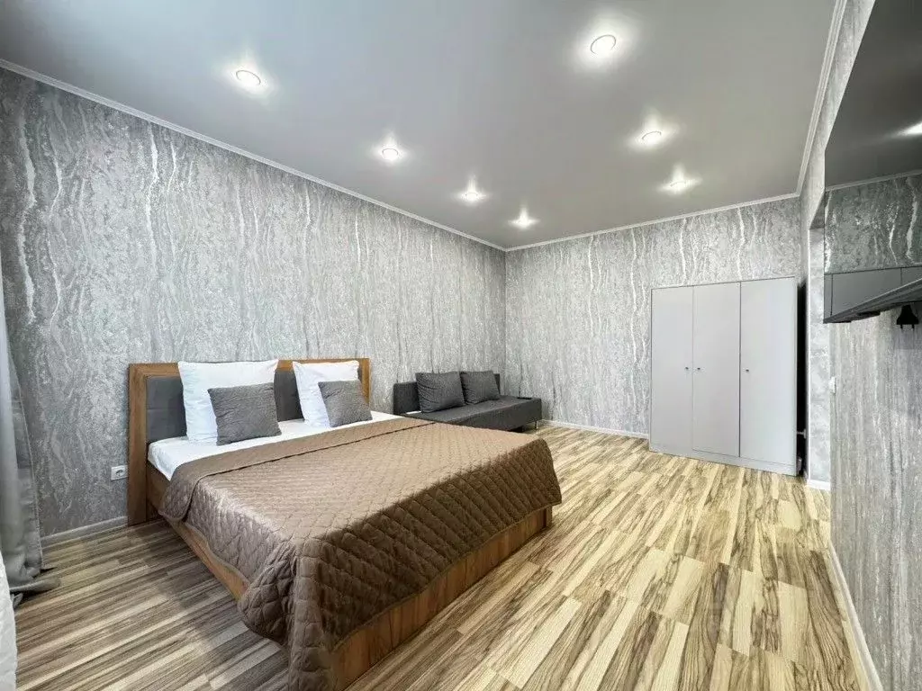 1-к кв. Оренбургская область, Оренбург ул. Фронтовиков, 8/3 (43.0 м) - Фото 2