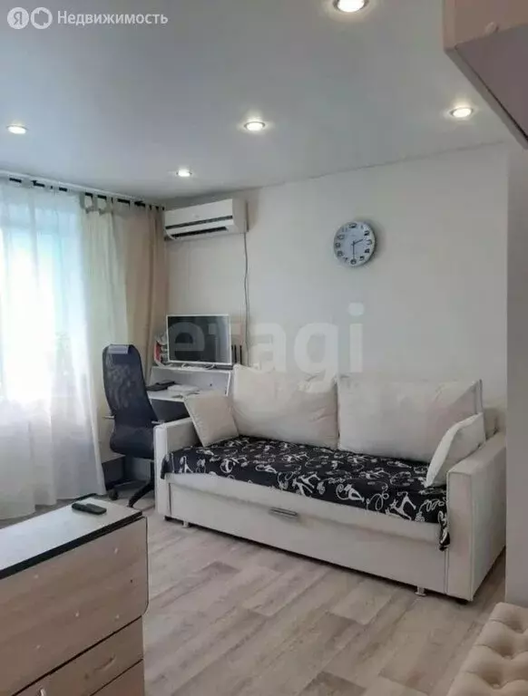 1-комнатная квартира: Альметьевск, улица Гафиатуллина, 22 (22 м) - Фото 1