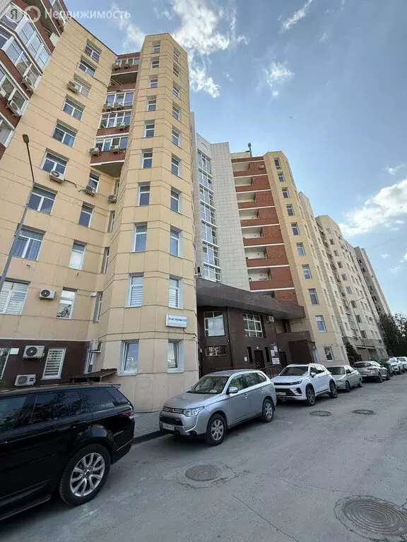 3-комнатная квартира: Волгоград, улица Глазкова, 23 (121.5 м) - Фото 1
