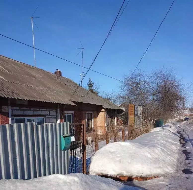 Дом в Тульская область, Узловая ул. Генерала Васильева, 57 (40 м) - Фото 0