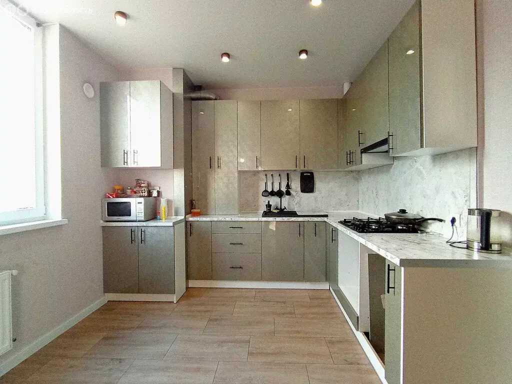 2-комнатная квартира: Калининград, улица Генерала Толстикова, 8 (48.3 ... - Фото 0