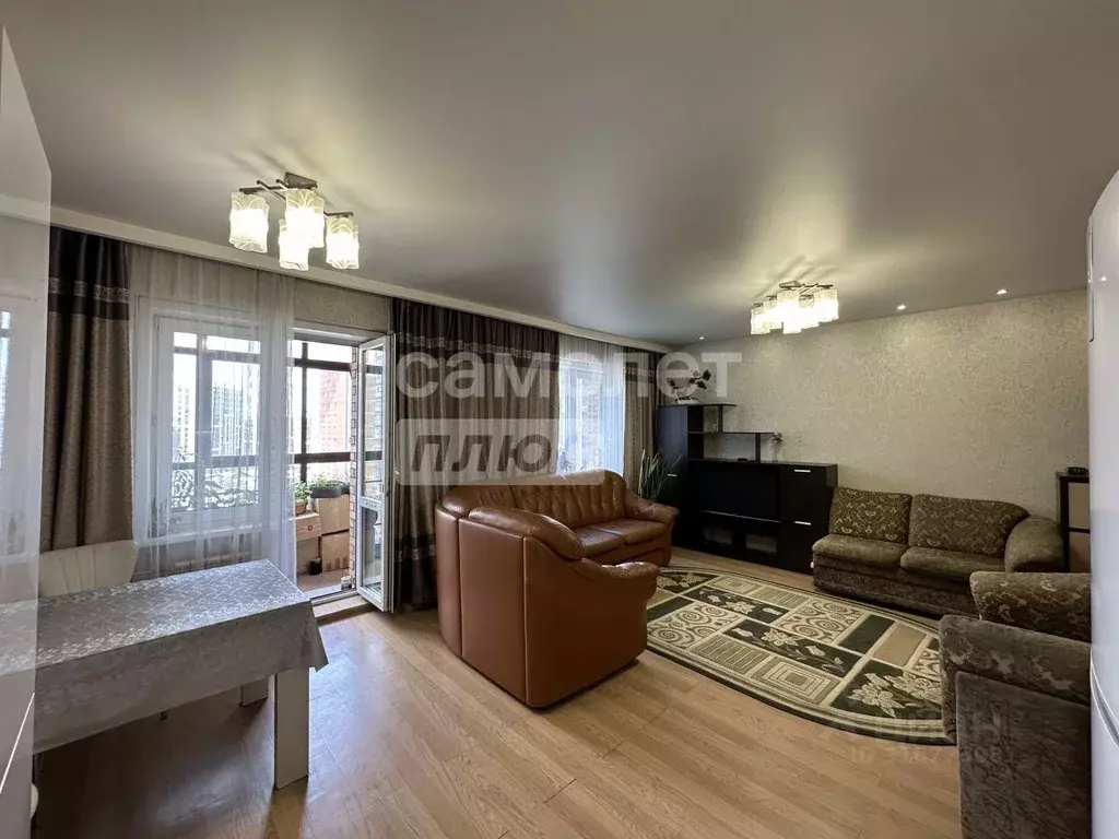 3-к кв. Иркутская область, Иркутск ул. Седова, 67 (90.0 м) - Фото 0