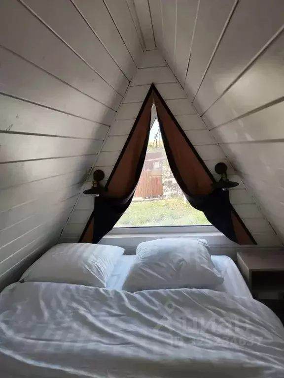 Дом в Воронежская область, Богучарский район, Залиманское с/пос, с. ... - Фото 1