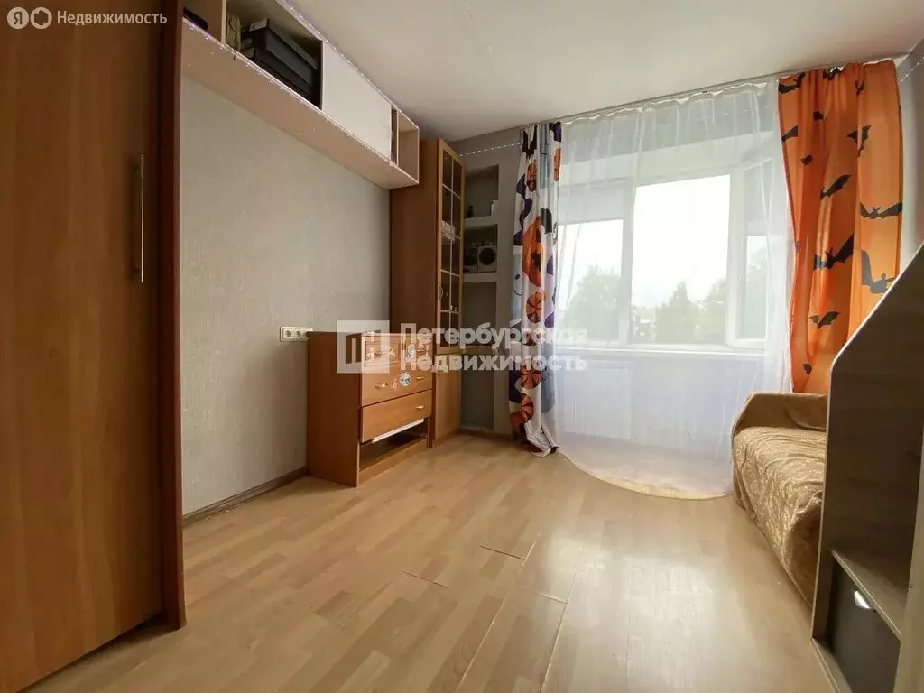 1к в 9-комнатной квартире (17.8 м) - Фото 1
