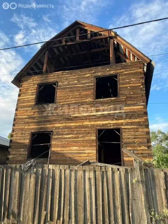 Дом в Кызыл, Сельскохозяйственная улица (150 м) - Фото 1