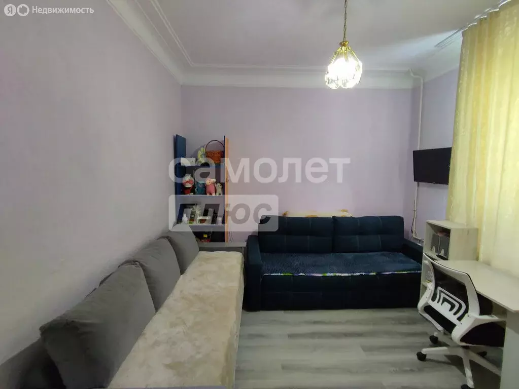2-комнатная квартира: Славянск-на-Кубани, улица Ленина, 80 (46.3 м) - Фото 0