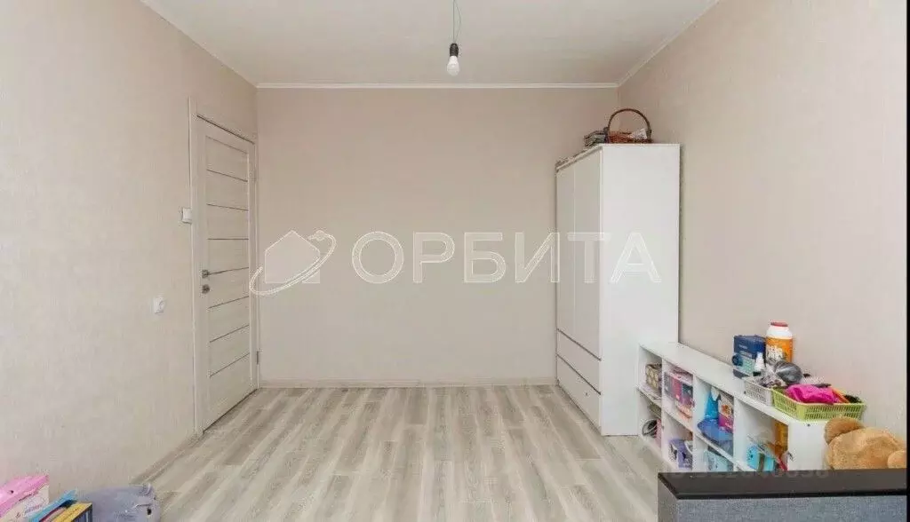 3-к кв. Тюменская область, Тюмень Метелева мкр, ул. Метелевская, 6 ... - Фото 2