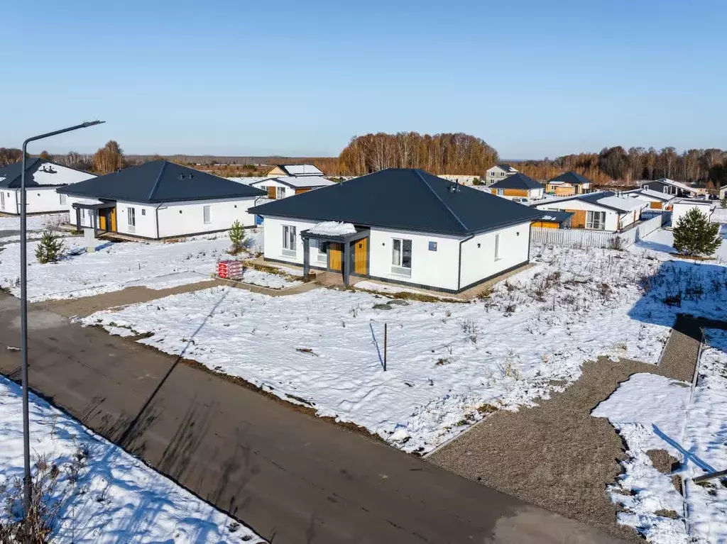 Дом в Новосибирская область, Мошковский район, пос. Октябрьский, Мира ... - Фото 1