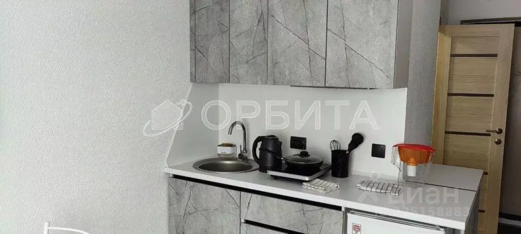 Студия Тюменская область, Тюмень ул. Мельникайте, 83 (23.3 м) - Фото 2