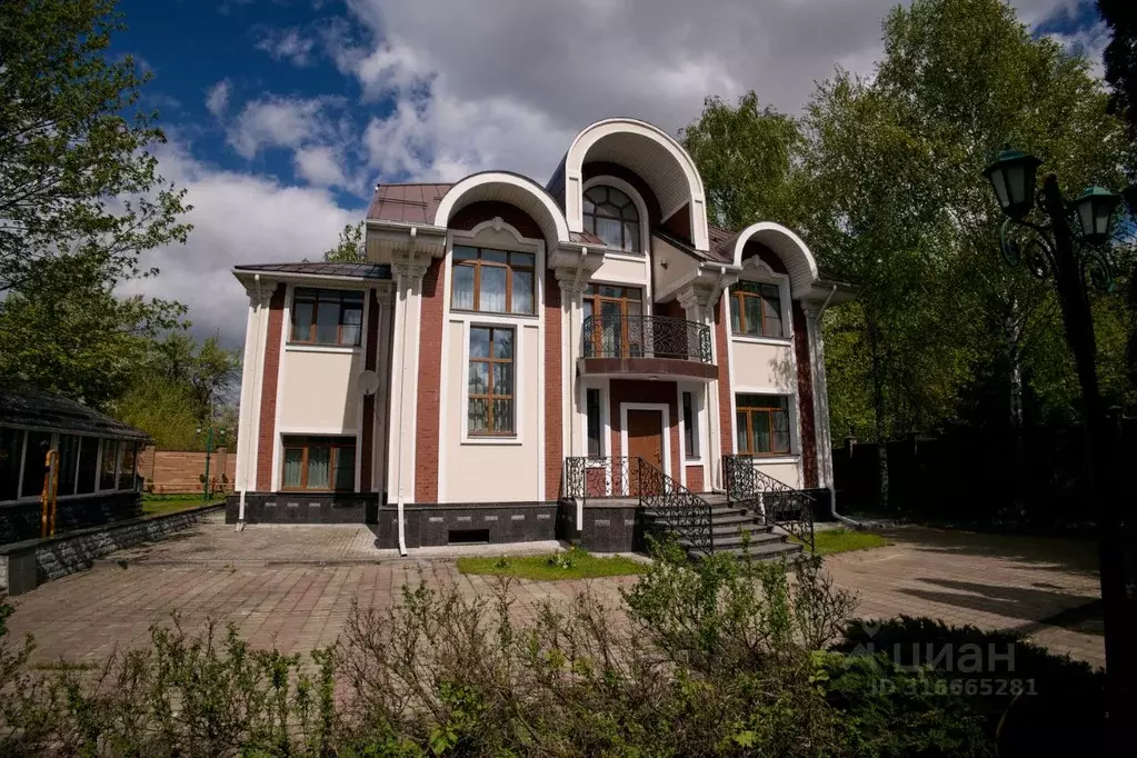 Коттедж в Москва 2-й Дачно-Мещерский проезд, 35/2С6 (443 м) - Фото 1