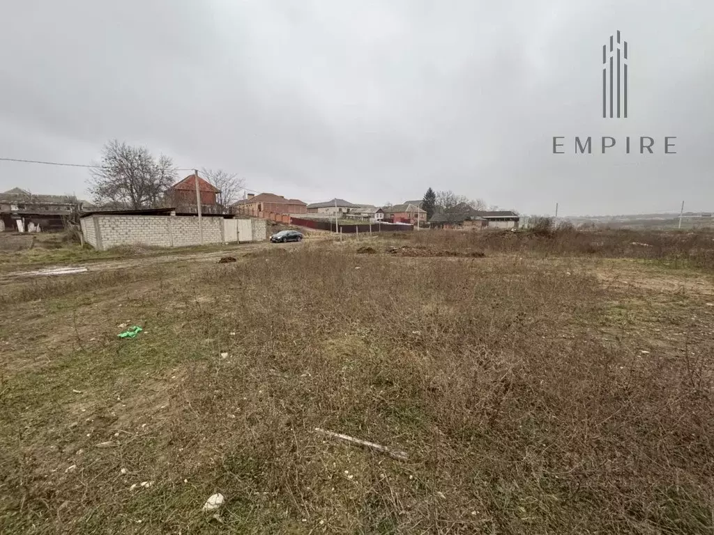 Участок в Чеченская республика, Грозный Саратовская ул. (6.0 сот.) - Фото 0