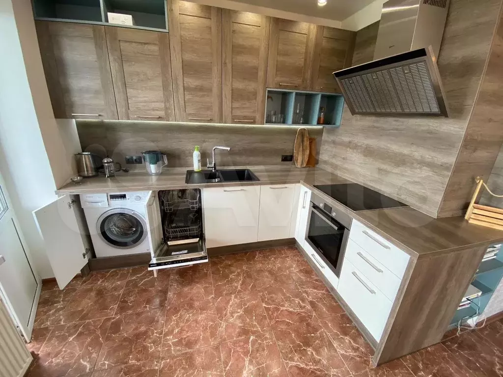 3-к. квартира, 80 м, 16/17 эт. - Фото 1
