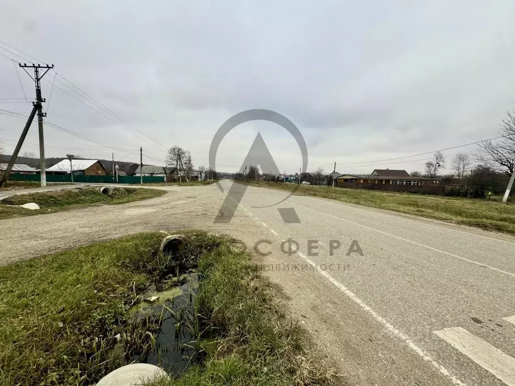 Участок в Краснодарский край, Апшеронский район, с. Черниговское ул. ... - Фото 1