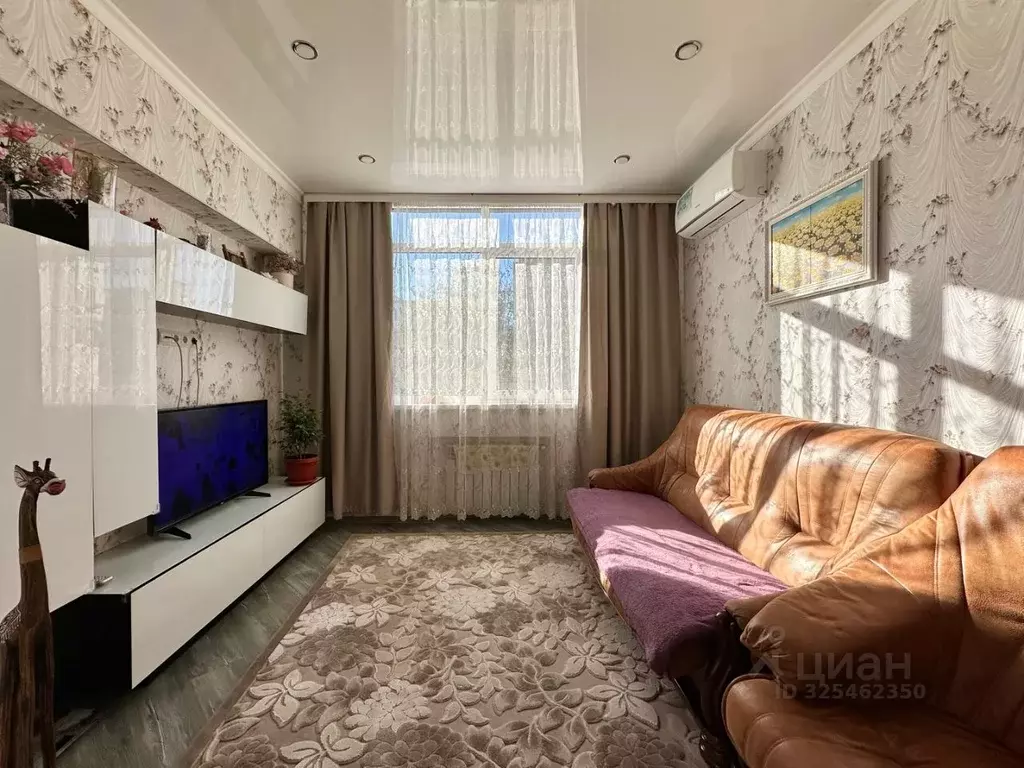 3-к кв. Краснодарский край, Сочи ул. Полтавская, 21 (55.7 м) - Фото 1