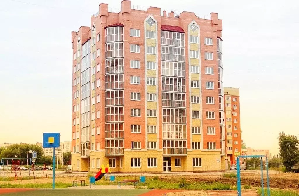 1-к кв. Омская область, Омск просп. Комарова, 14к2 (42.0 м) - Фото 1