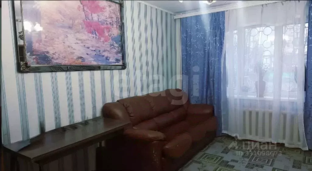 2-к кв. Башкортостан, Стерлитамак Коммунистическая ул., 110 (55.9 м) - Фото 1