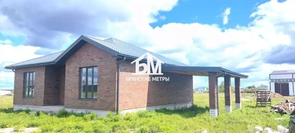 Дом в Брянская область, Брянский район, Отрадненское с/пос, с. ... - Фото 1