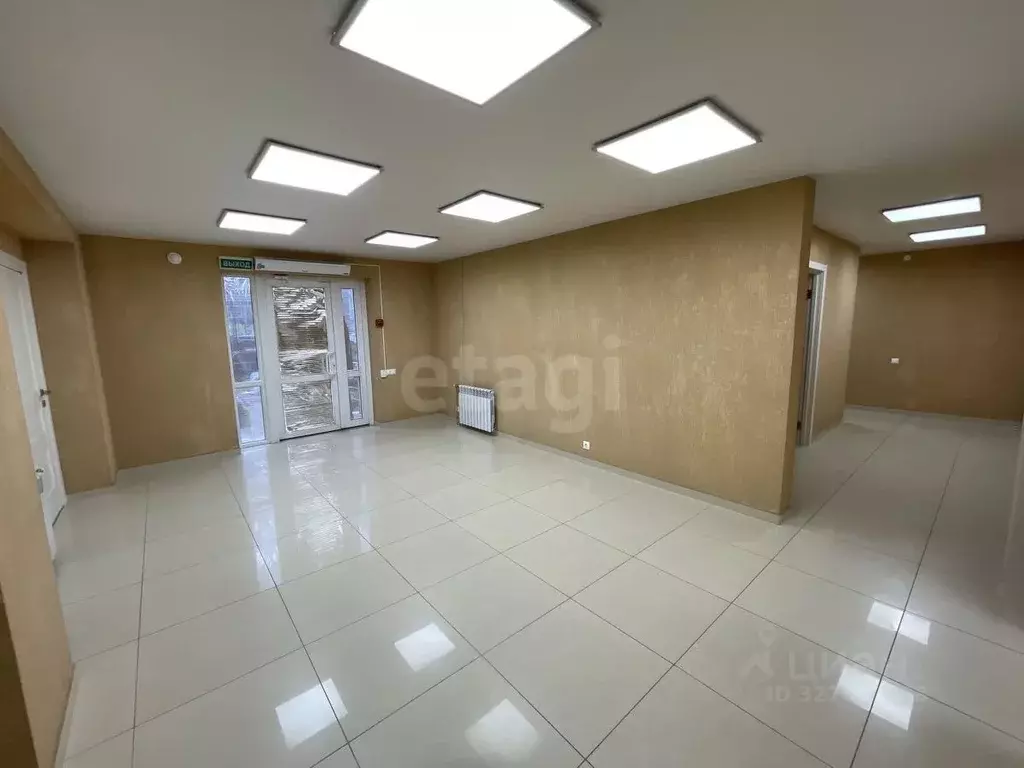 Офис в Воронежская область, Воронеж бул. Олимпийский, 14 (96 м) - Фото 1