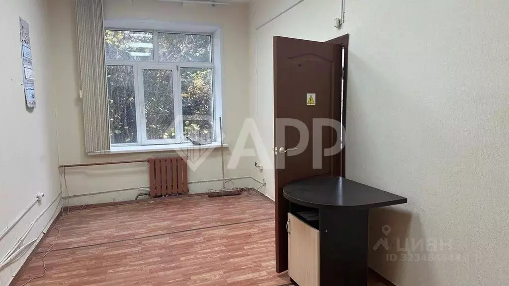 Офис в Татарстан, Казань Химическая ул., 3 (28 м) - Фото 1