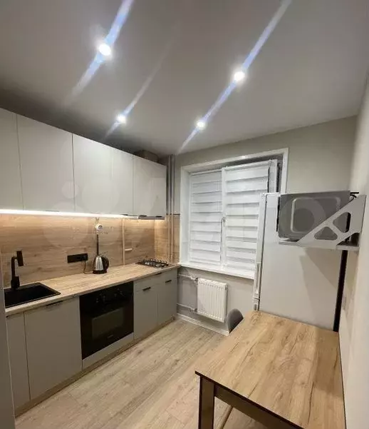 1-к. квартира, 38 м, 5/9 эт. - Фото 0