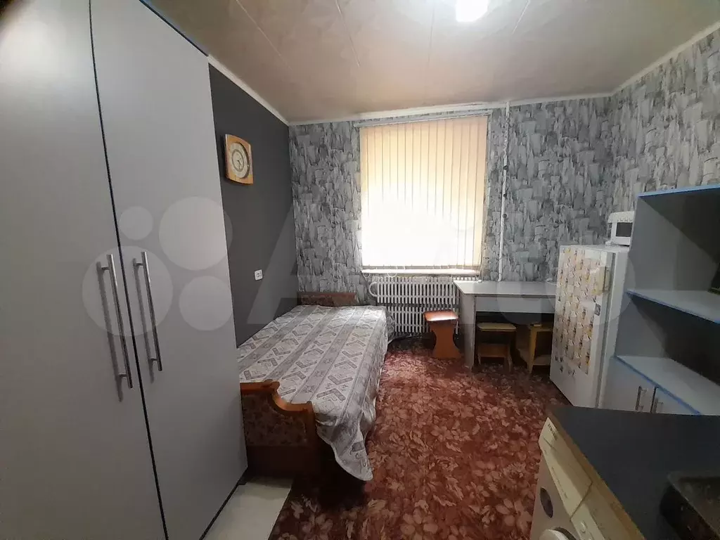 Комната 10 м в 5-к., 1/9 эт. - Фото 0