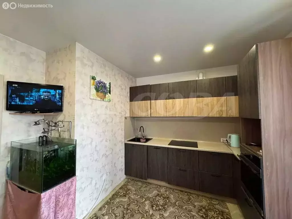 2-комнатная квартира: Тюмень, Широтная улица, 217 (69 м) - Фото 0