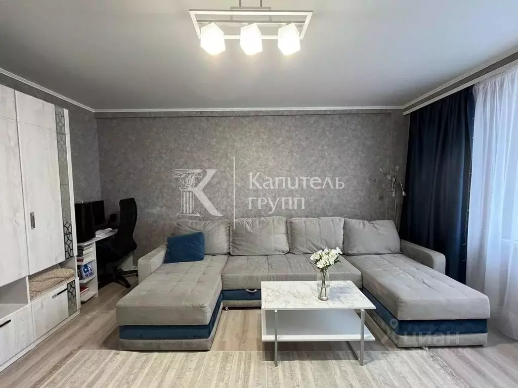 1-к кв. Тюменская область, Тюмень Заречный проезд, 39К1 (47.5 м) - Фото 1