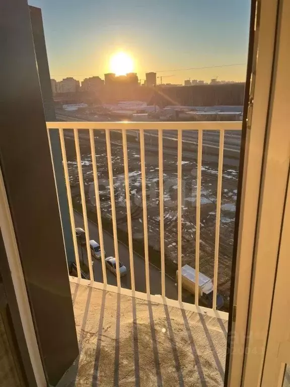 Студия Тюменская область, Тюмень Тарманы мкр, ул. Малышева, 31к1 (33.6 ... - Фото 1