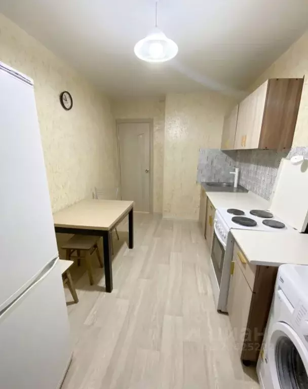 1-к кв. Воронежская область, Воронеж просп. Труда, 6 (35.0 м) - Фото 1