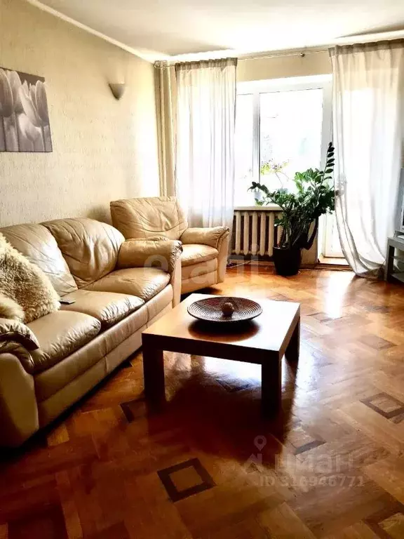 3-к кв. Белгородская область, Белгород Народный бул., 38а (79.8 м) - Фото 0