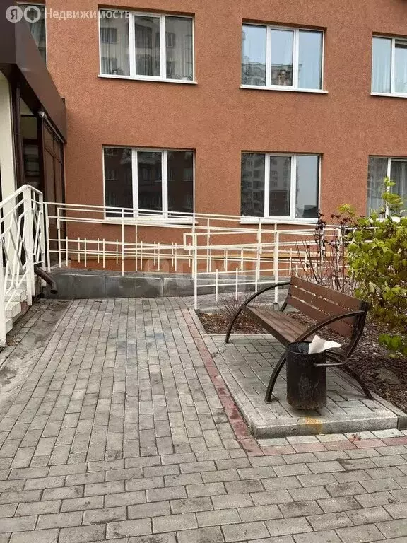 2-комнатная квартира: Кемерово, Московский проспект, 18к1 (58 м) - Фото 1