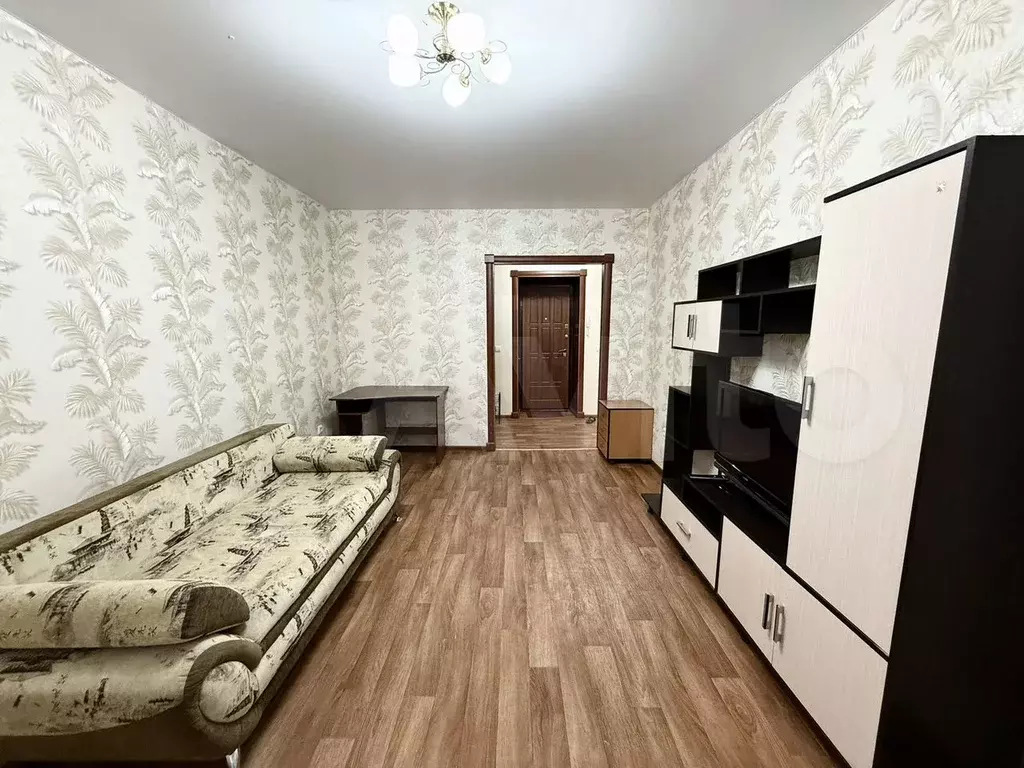 1-к. квартира, 42 м, 3/19 эт. - Фото 1