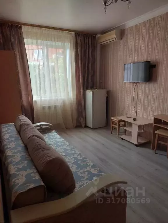 Комната Краснодарский край, Геленджик Аэродромная ул., 3 - Фото 0