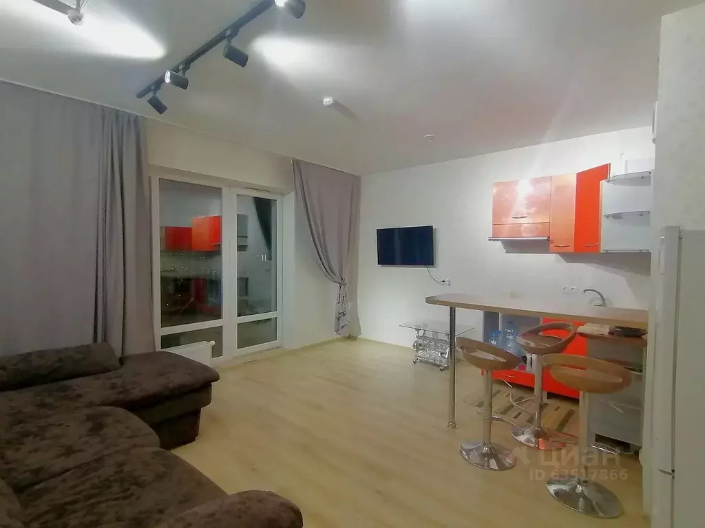 Студия Пермский край, Пермь ул. Революции, 48В (31.7 м) - Фото 1