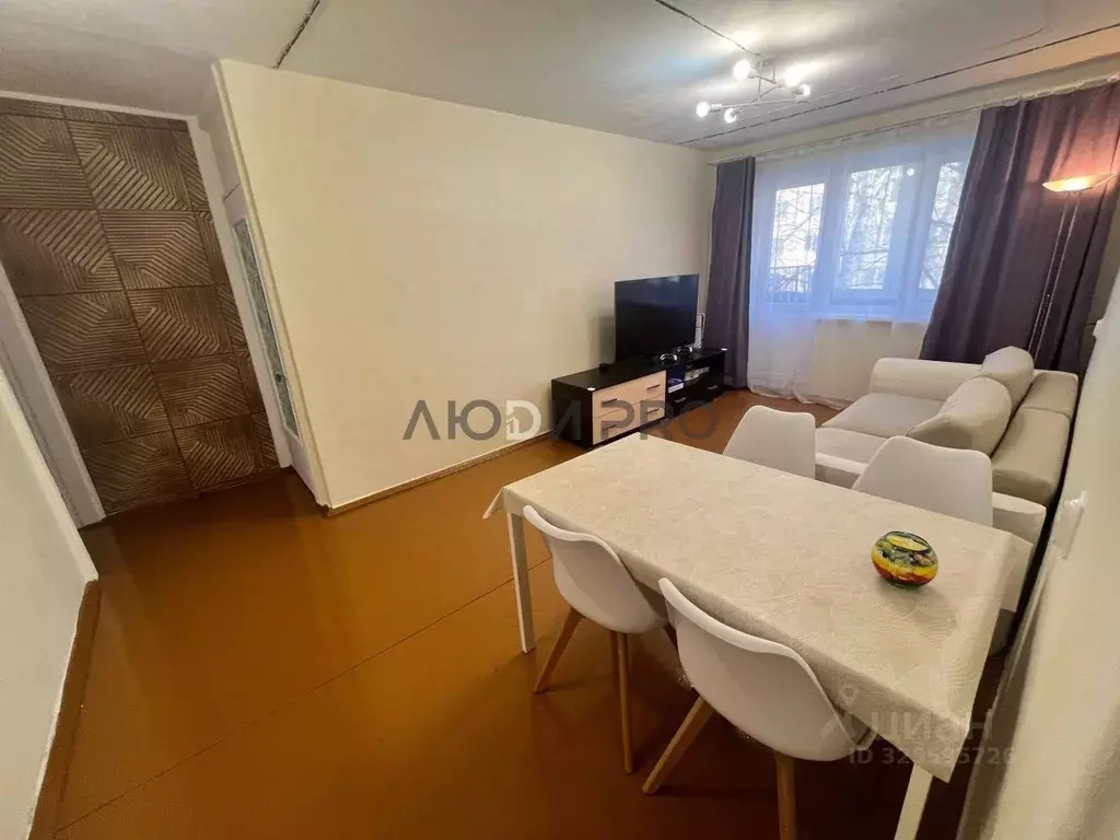 3-к кв. Башкортостан, Уфа ул. Свердлова, 47 (58.1 м) - Фото 1