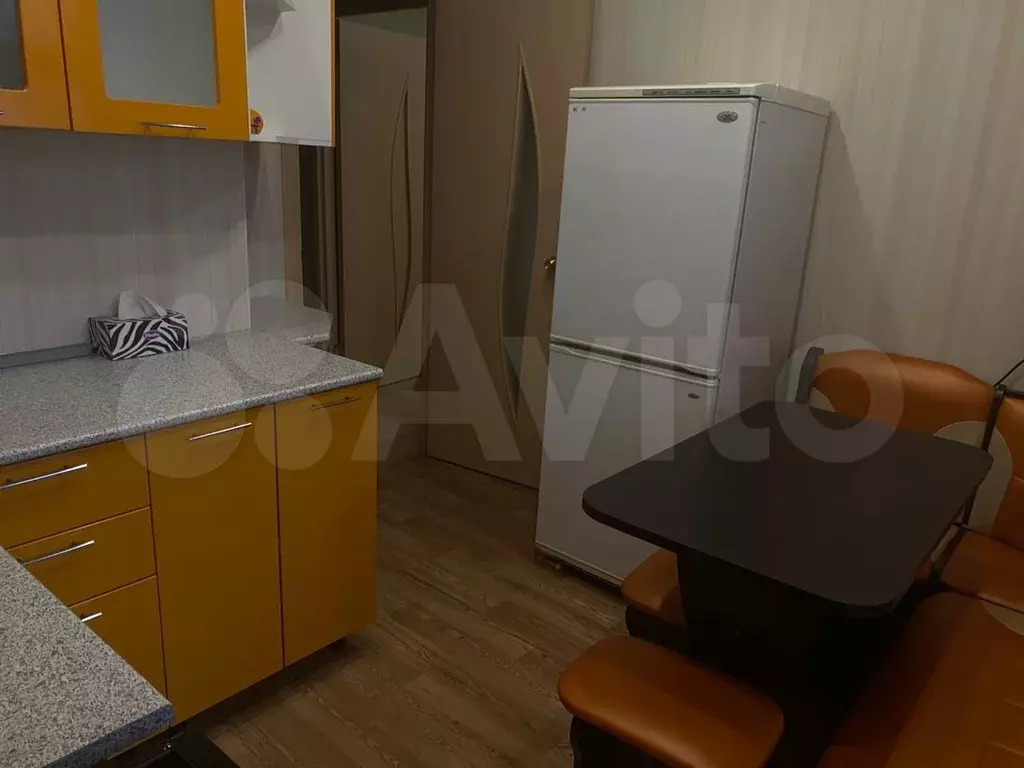 1-к. квартира, 30 м, 1/3 эт. - Фото 1