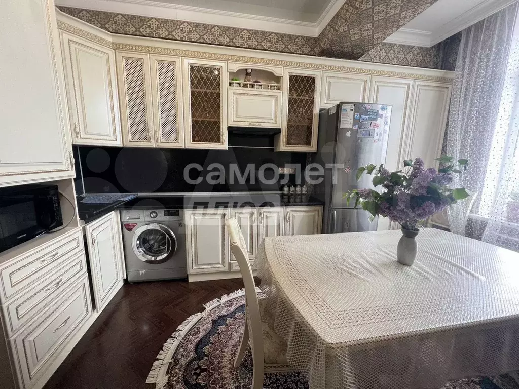 2-к. квартира, 65 м, 2/9 эт. - Фото 0