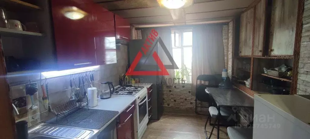 Дом в Свердловская область, Каменск-Уральский 49-й кв-л, пер. 1-й ... - Фото 1