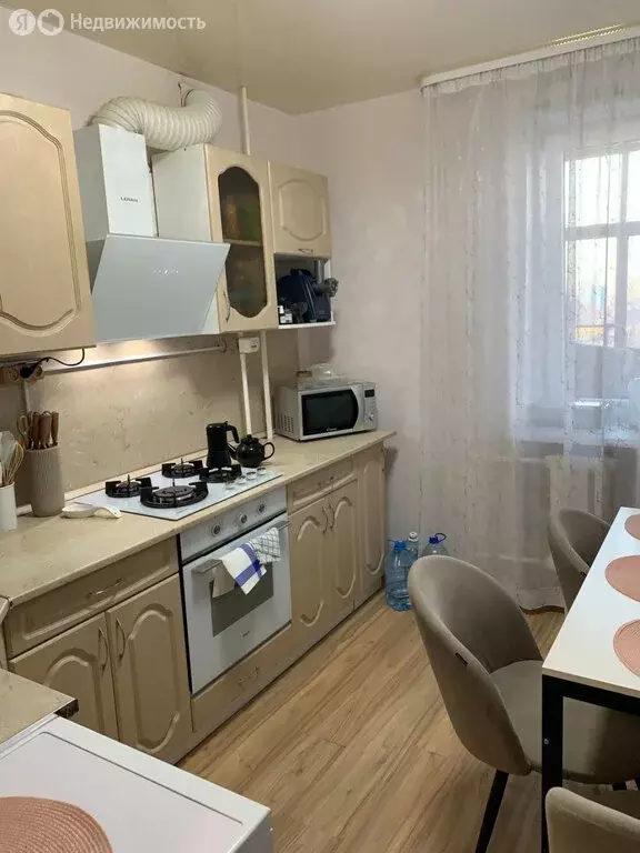 3-комнатная квартира: Курган, улица Достоевского, 57 (61 м) - Фото 1