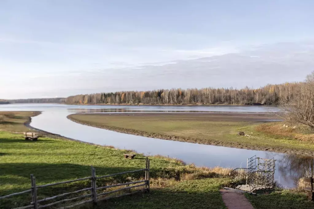Дом в Ленинградская область, Лодейнопольский район, Янегское с/пос, ... - Фото 2