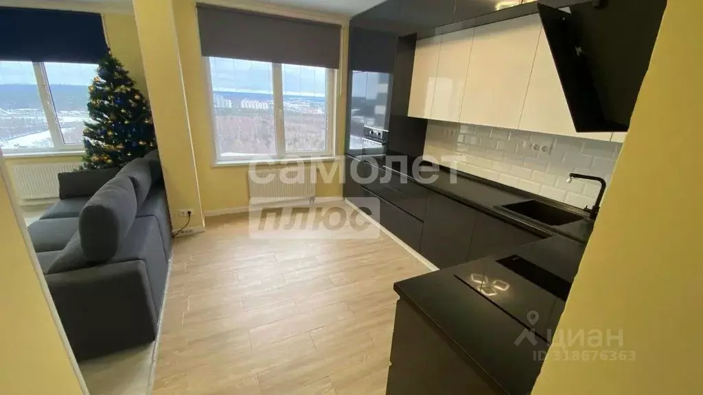 Квартира, 3 комнаты, 71 м - Фото 0