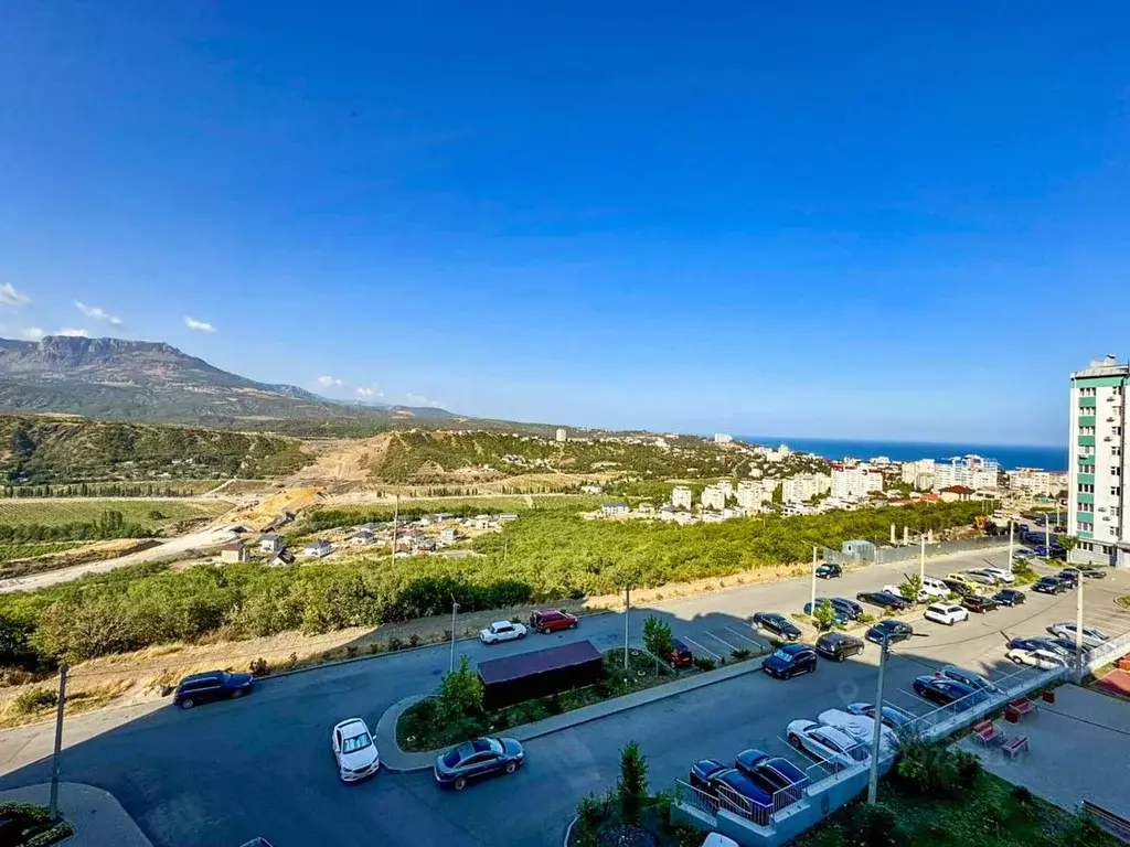 1-к кв. Крым, Алушта ул. 60 лет СССР, 29 (30.9 м) - Фото 0