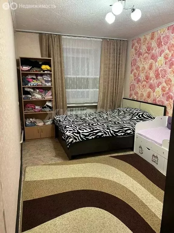 4-комнатная квартира: Абакан, улица Маршала Жукова, 86 (71.5 м) - Фото 1