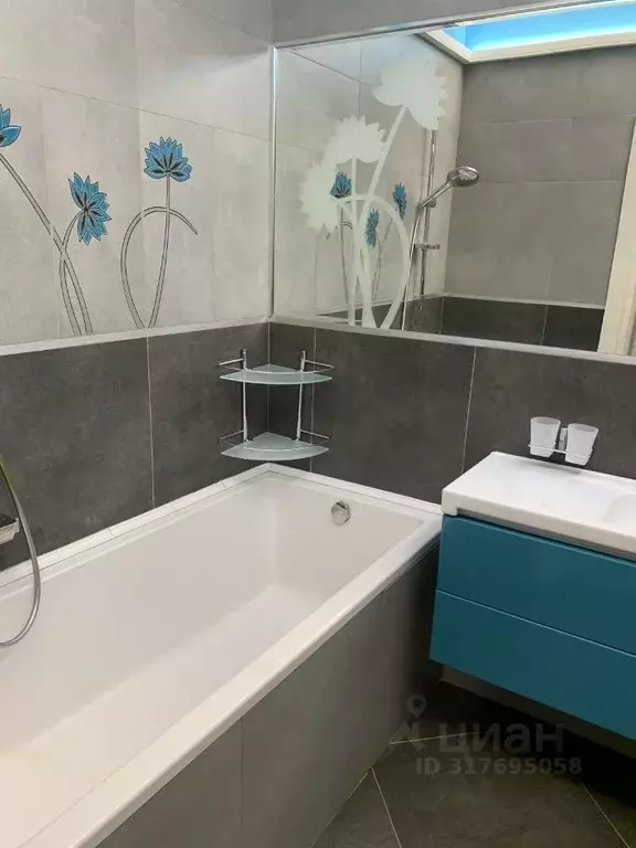 3-к кв. Брянская область, Брянск ул. Романа Брянского, 15 (82.0 м) - Фото 1