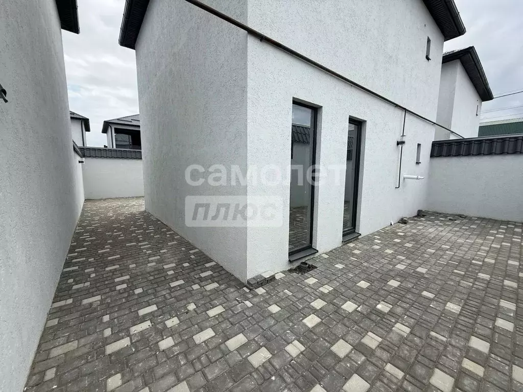 Коттедж в Дагестан, Дербентский район, с. Хазар ул. Мира, 25 (100 м) - Фото 1