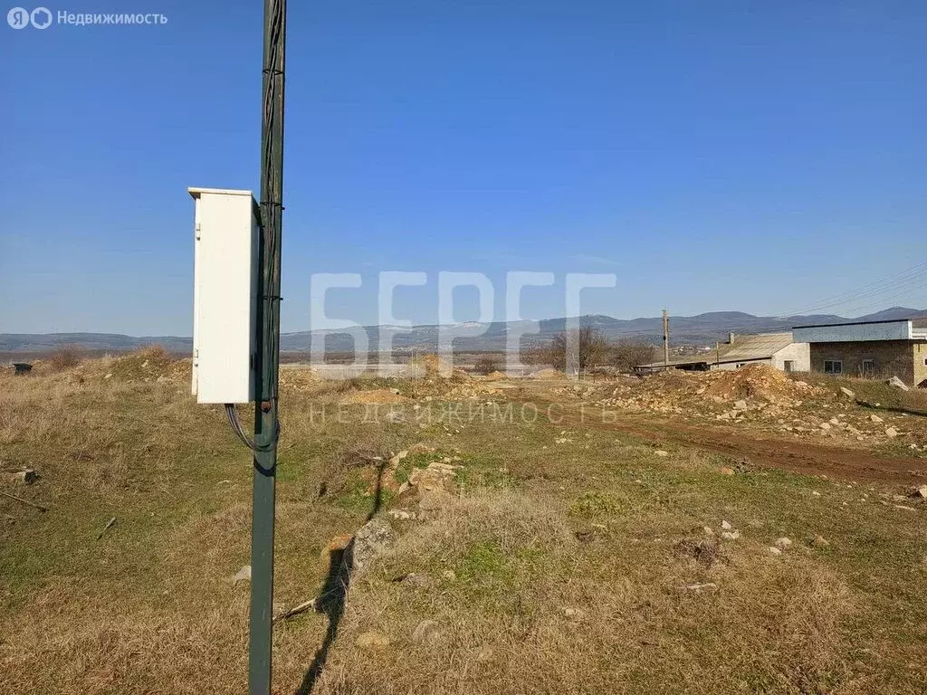 Участок в Балаклавский район, Орлиновский муниципальный округ, село ... - Фото 1