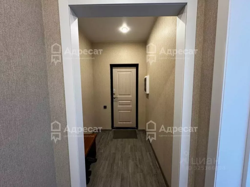 Дом в Волгоградская область, Волгоград бул. Сиреневый (120 м) - Фото 1