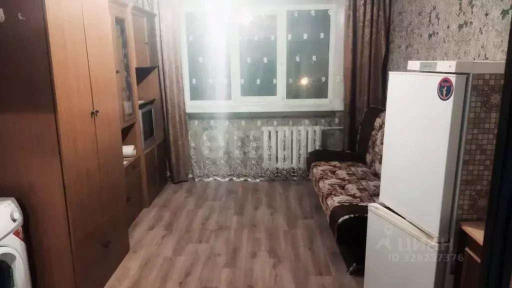 Комната Новосибирская область, Новосибирск ул. Никитина, 143 (14.0 м) - Фото 1